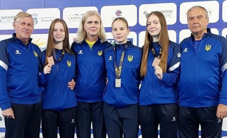 ЮНІ УКРАЇНСЬКІ БАДМІНТОНІСТКИ - З НАГОРОДАМИ ЄВРО У ДВОХ РОЗРЯДАХ