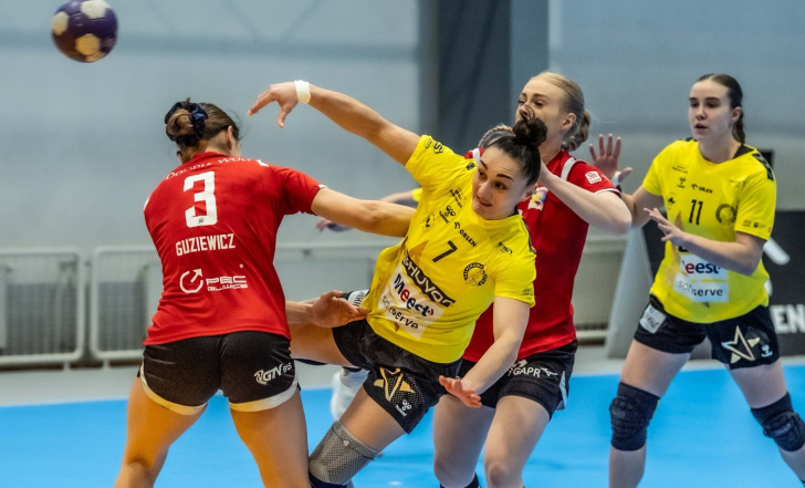 «ГАЛИЧАНКА В ДРАМАТИЧНОМУ ДВОБОЇ ПОСТУПАЄТЬСЯ «СОСНИЦІ» ГЛІВІЦЕ