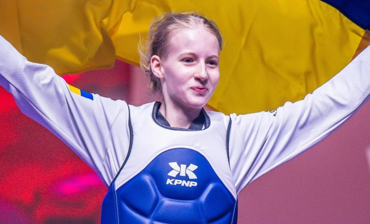 КАРИНА ДОВЖАНИН - ЧЕМПІОНКА СВІТУ З ТХЕКВОНДО СЕРЕД КАДЕТІВ!