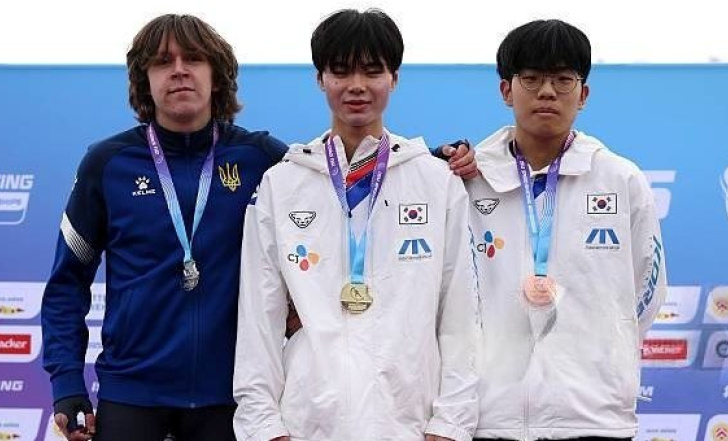 УКРАЇНСЬКИЙ КОВЗАНЯР ВПЕРШЕ СТАВ ПРИЗЕРОМ ЮНІОРСЬКОГО КУБКА СВІТУ