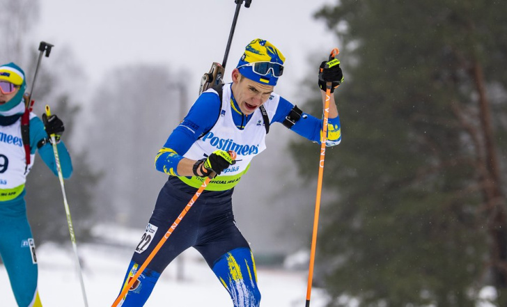 УКРАЇНА - У КВІТКОВІЙ ЗОНІ ЧОЛОВІЧОЇ ЕСТАФЕТИ НА ЮНІОРСЬКОМУ КУБКУ IBU