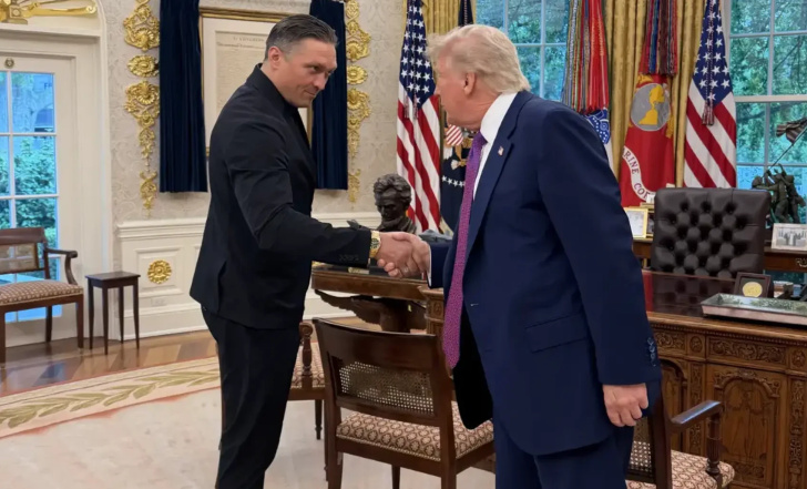 ОЛЕКСАНДР УСИК ЗУСТРІВСЯ З ДОНАЛЬДОМ ТРАМПОМ У БІЛОМУ ДОМІ