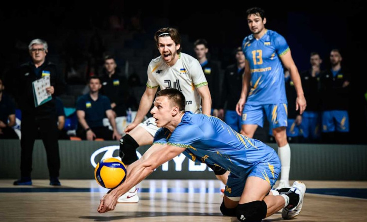 ЛІГА НАЦІЙ: УКРАЇНСЬКІ ВОЛЕЙБОЛІСТИ ПОСТУПИЛИСЯ ОЛІМПІЙСЬКИМ ЧЕМПІОНАМ
