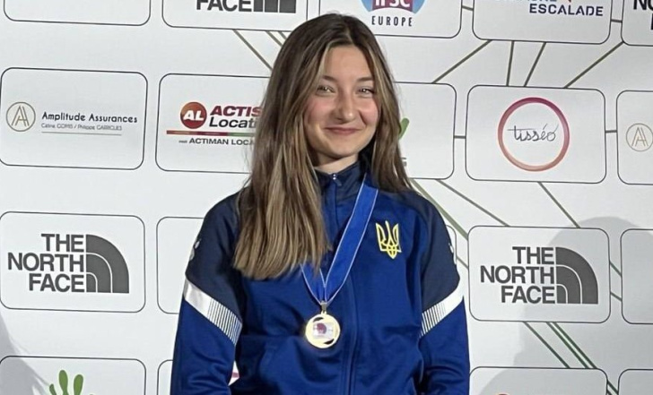 СКЕЛЕЛАЗКА РАФАЕЛЬ КАЗБЕКОВА - ВОЛОДАРКА ЮНАЦЬКОГО КУБКА ЄВРОПИ!