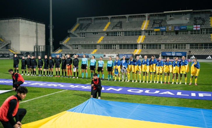 ЖІНОЧА ЗБІРНА УКРАЇНИ З ФУТБОЛУ ПОСТУПИЛАСЬ АНГЛІЇ НА СТАРТІ ВІДБОРУ ДО ЧС-2027