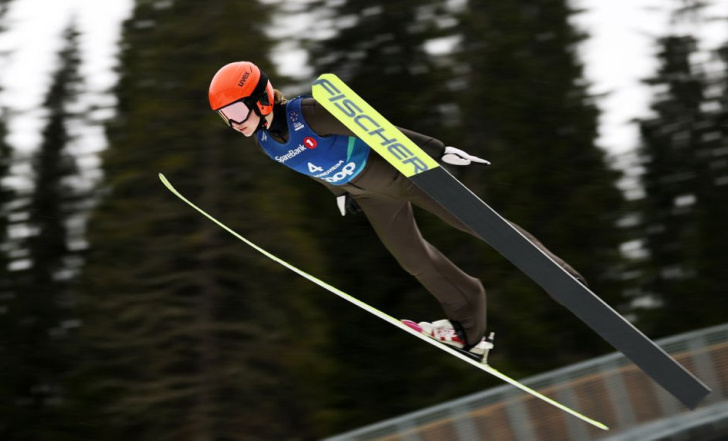 КАРІНА КОЗЛОВА ПЕРЕМОГЛА НА ЕТАПІ КОНТИНЕНТАЛЬНОГО КУБКА З ЛИЖНОГО ДВОБОРСТВА