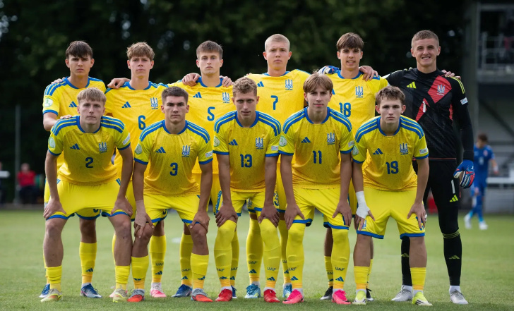ЗБІРНА УКРАЇНИ U-19 ВДРУГЕ ПОСПІЛЬ ПЕРЕМОГЛА НА ЄВРО-2026 ТА ВИЙШЛА ДО ПІВФІНАЛУ
