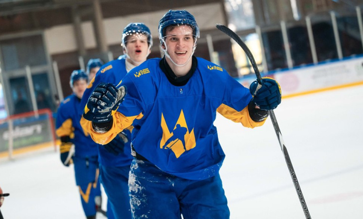 УКРАЇНСЬКІ ХОКЕЇСТИ ДІЗНАЛИСЯ УСІХ СУПЕРНИКІВ НА ЮНІОРСЬКОМУ МУНДІАЛІ